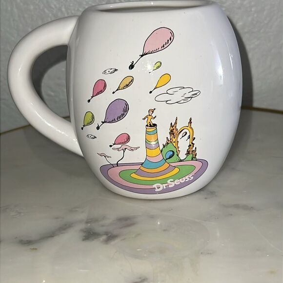 Dr Seuss Mug ‘Oh the places you’ll go’ white 2020 - Picture 2 of 3